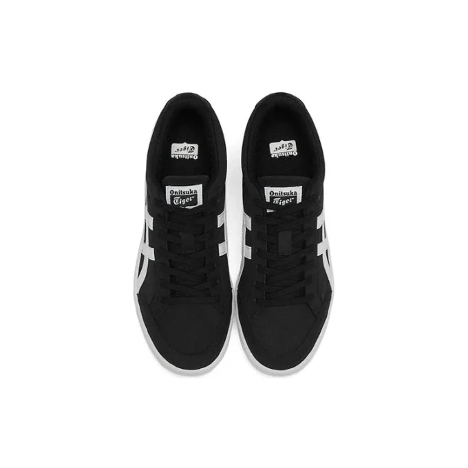 Advanti „Black White”
