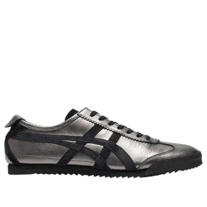 Mexico 66 Deluxe „Gunmetal Black”